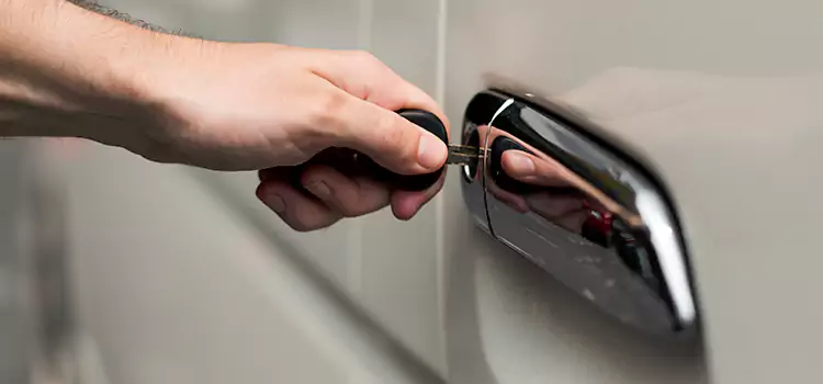 Why Choose Our Auto Locksmith Team in Kingsville, TX?
