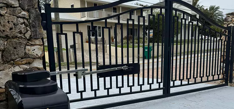 Swing Gate Opener with Keypad Kingsville